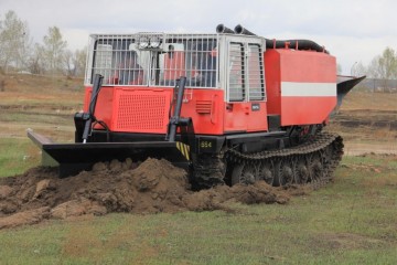 Лесопожарный трактор Лесопожарный трактор